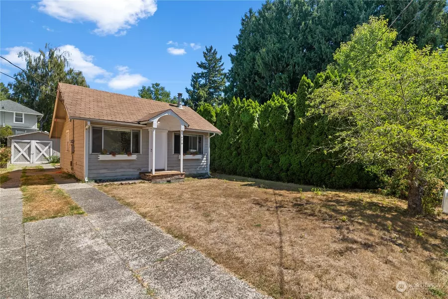 416 Henry ST NE, Olympia, WA 98506