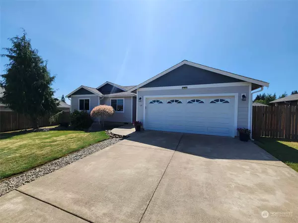 19 Timber LN, Elma, WA 98541