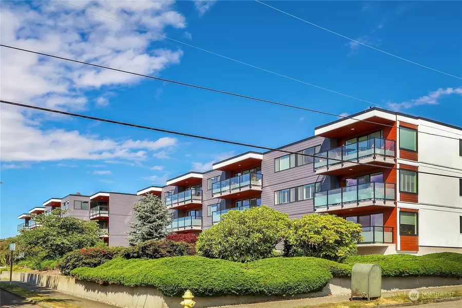 300 2nd AVE N #2C, Edmonds, WA 98020