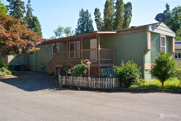 7614 NE Bothell WAY #14, Kenmore, WA 98028