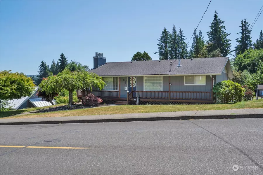 315 E McBryde AVE, Montesano, WA 98563