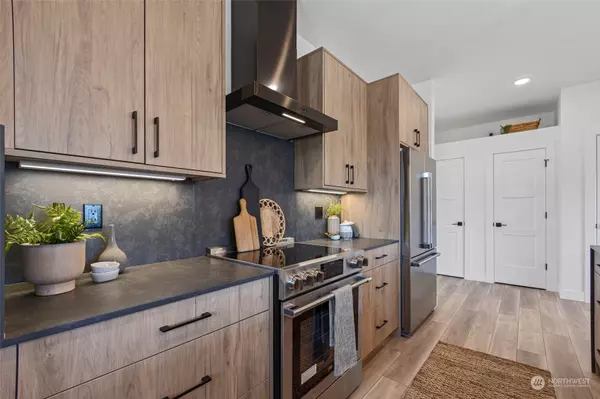 Lynden, WA 98264,205 Pebblebrook DR