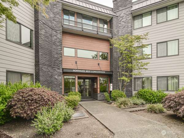 11300 1st AVE NE #324, Seattle, WA 98125