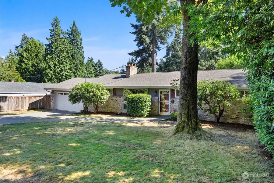 8805 SE 62nd ST, Mercer Island, WA 98040