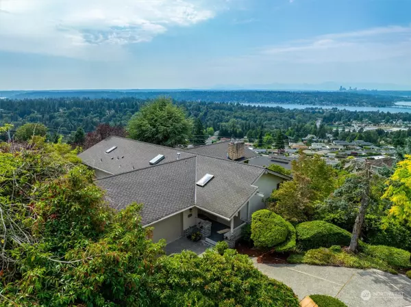 Bellevue, WA 98006,4565 Somerset PL SE