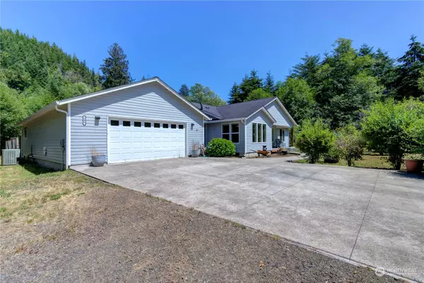 285 North Valley, Naselle, WA 98638