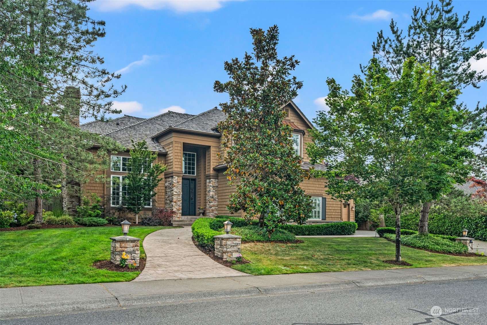 Sammamish, WA 98075,2439 279th DR SE