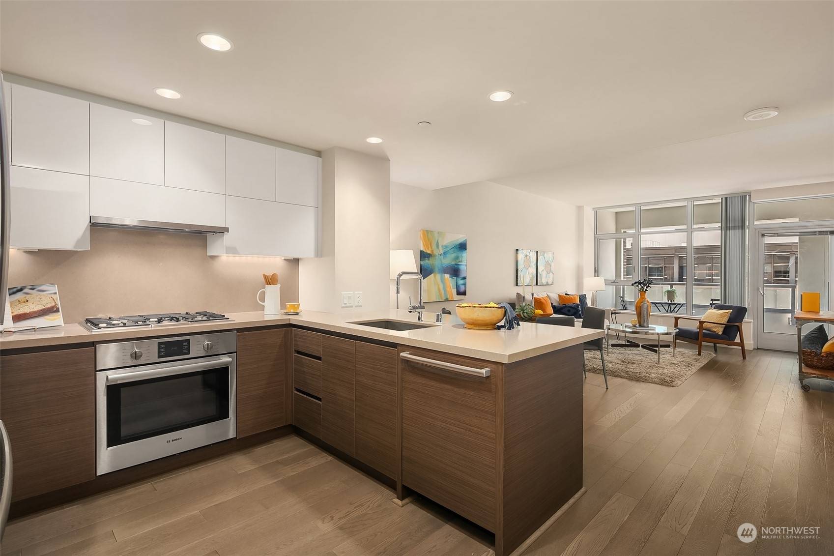 583 Battery ST #409N, Seattle, WA 98121
