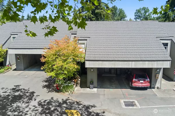 Redmond, WA 98052,6674 138th AVE NE #612