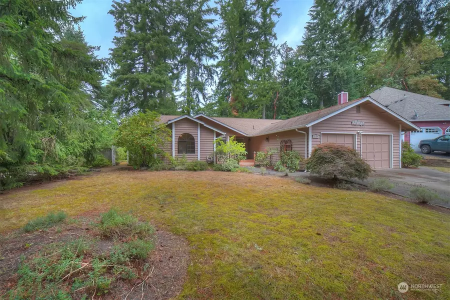 1594 NW Reo PL, Silverdale, WA 98383