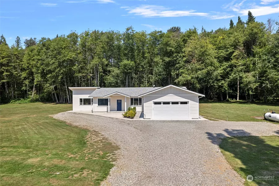 7387 Windsong LN, Sedro Woolley, WA 98284