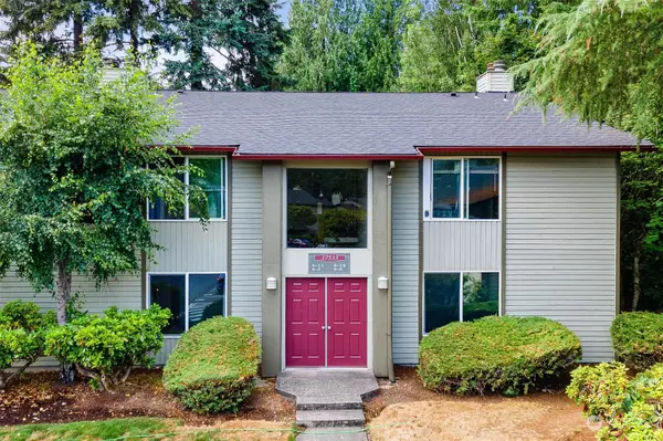Renton, WA 98058,17533 151st AVE SE #8-5