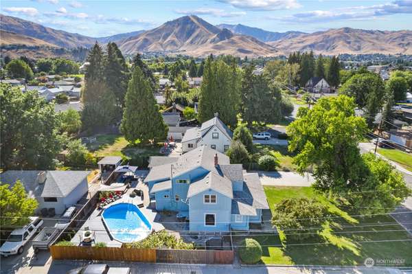 1201 Castlerock AVE, Wenatchee, WA 98801