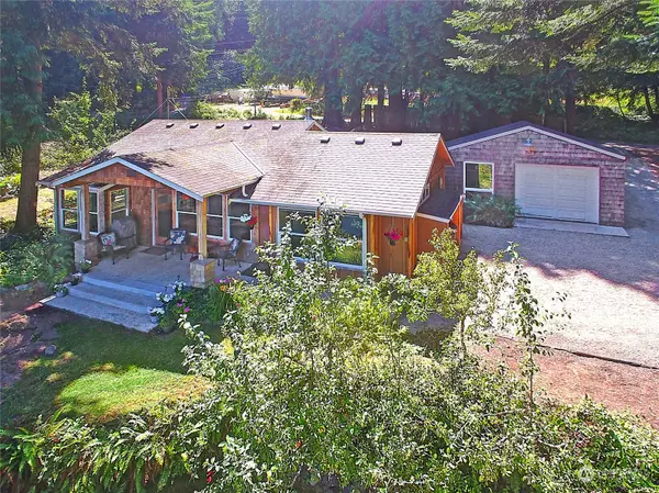 2135 Highland DR, Camano Island, WA 98282