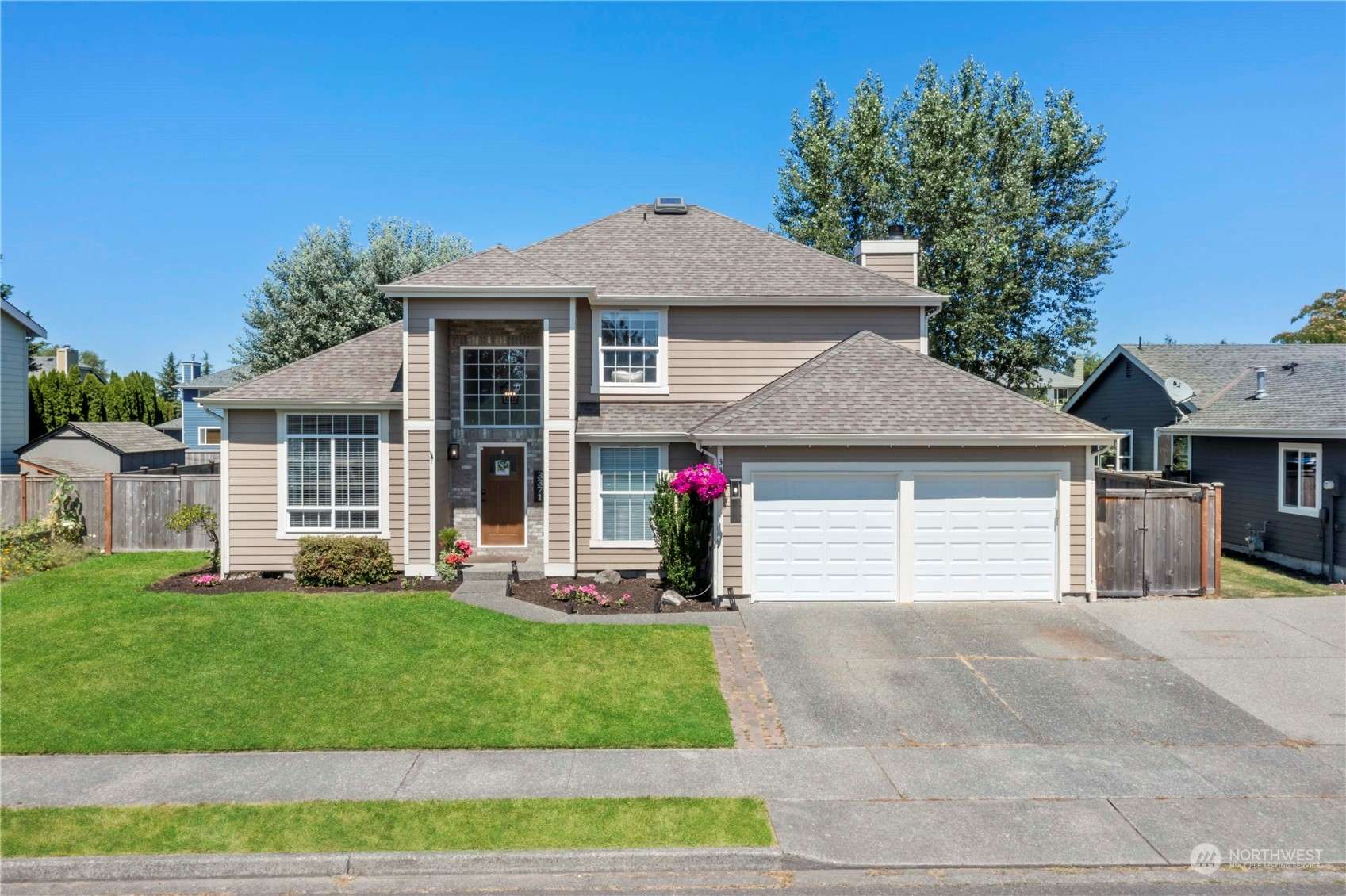 3371 Wynalda DR, Enumclaw, WA 98022