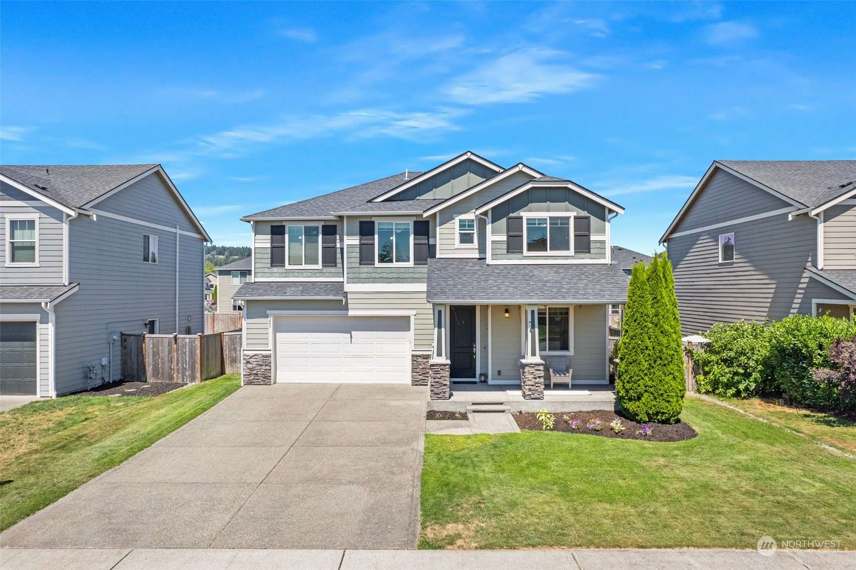 203 Gipple ST NE, Orting, WA 98360