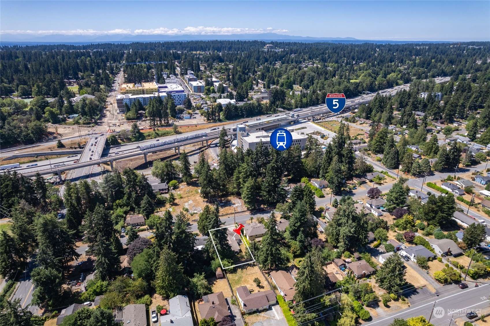 Shoreline, WA 98155,14526 6th AVE NE