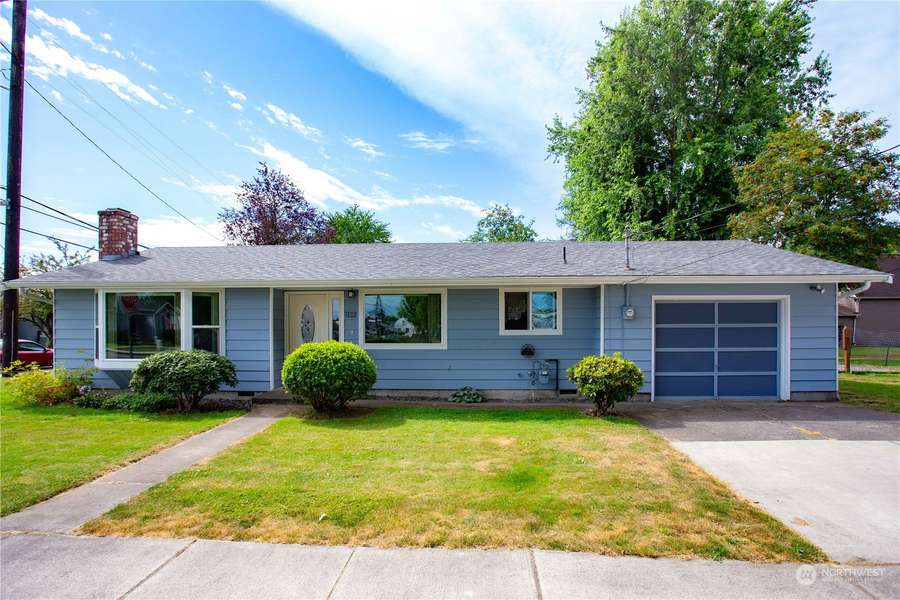 105 Lincoln ST, Everson, WA 98247