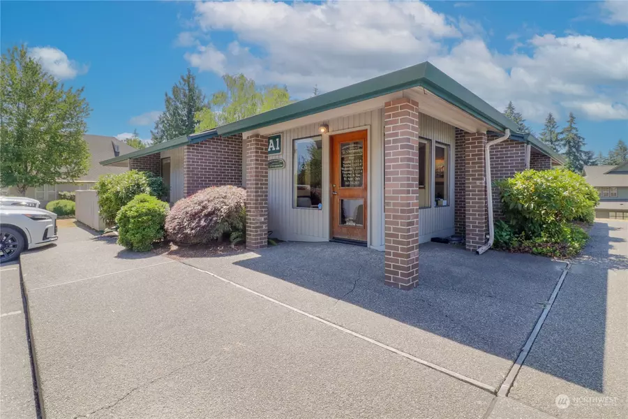 1700 Cooper Point RD SE #A1, Olympia, WA 98502