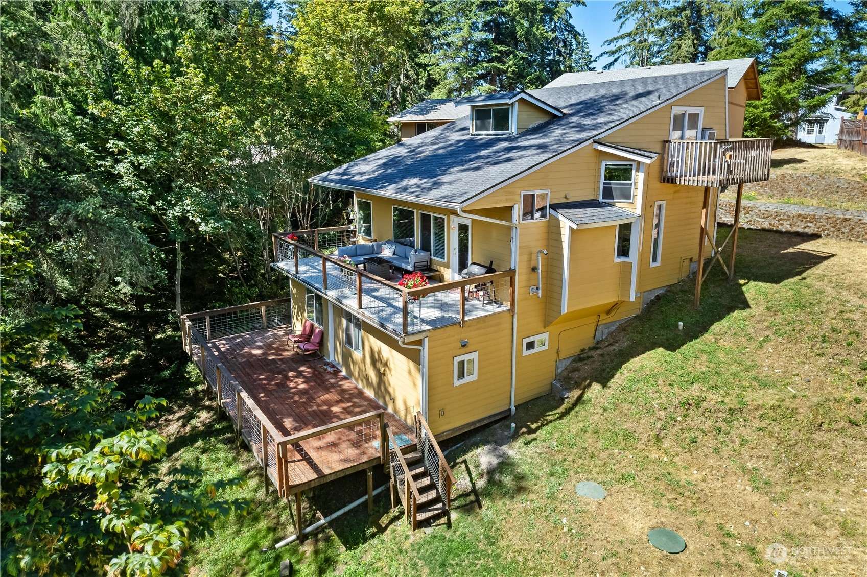 17520 E Clear Lake BLVD SE, Yelm, WA 98597