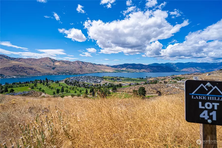 869 Long DR, Chelan, WA 98816