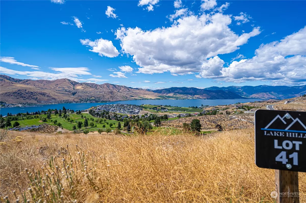 Chelan, WA 98816,869 Long DR