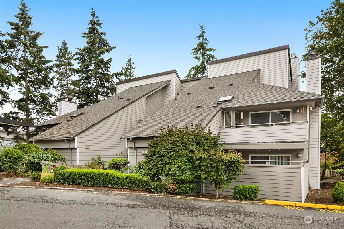 Federal Way, WA 98003,2502 S 317th ST #302