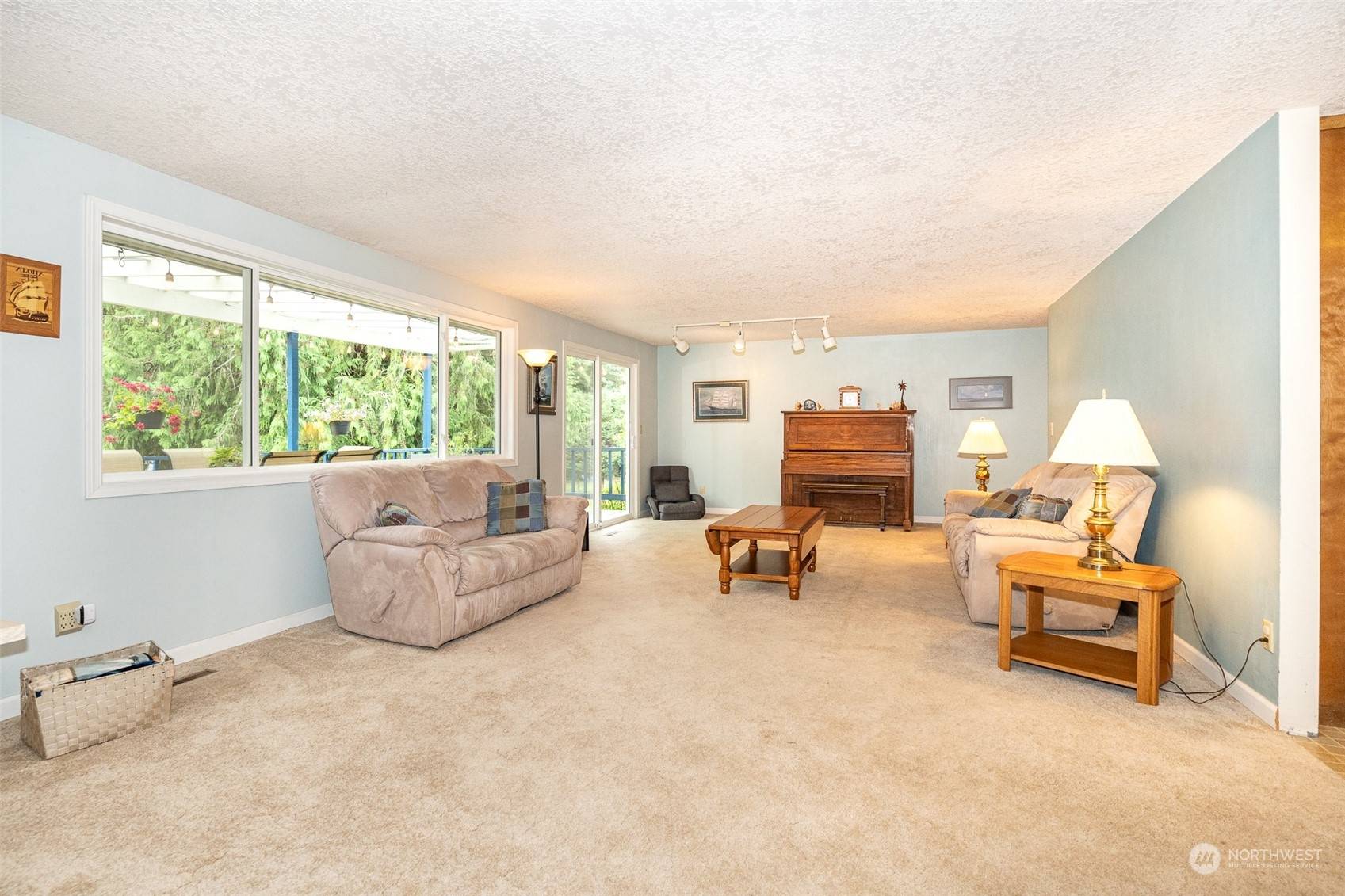 Chehalis, WA 98532,193 Whitney BLVD