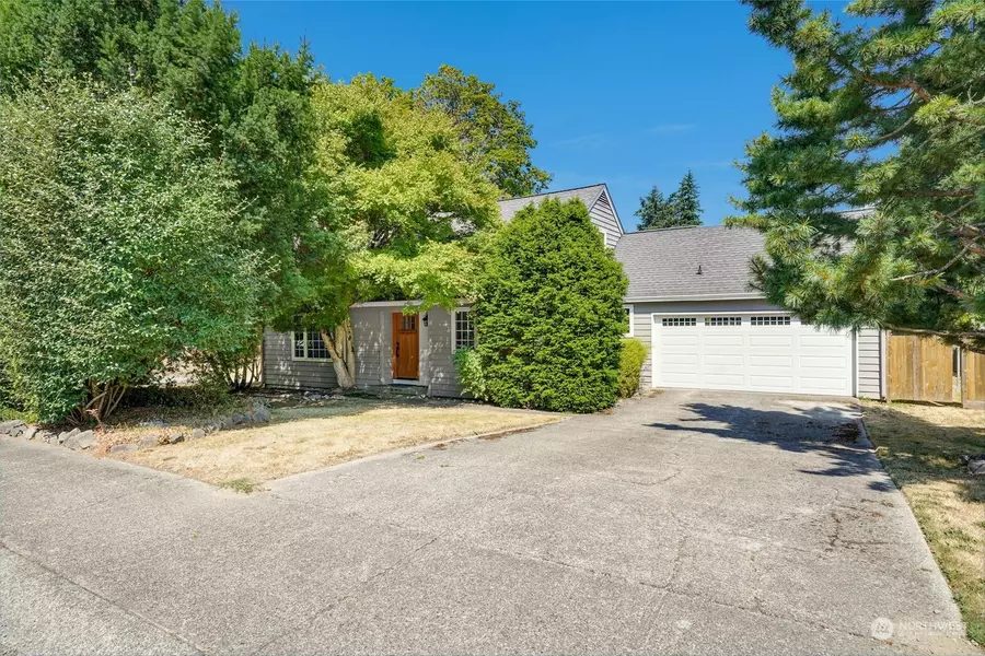 13804 SE Fairwood BLVD, Renton, WA 98058