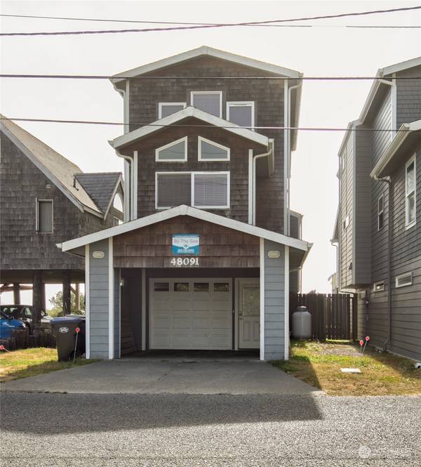 48091 Pacific Ave, Moclips, WA 98562
