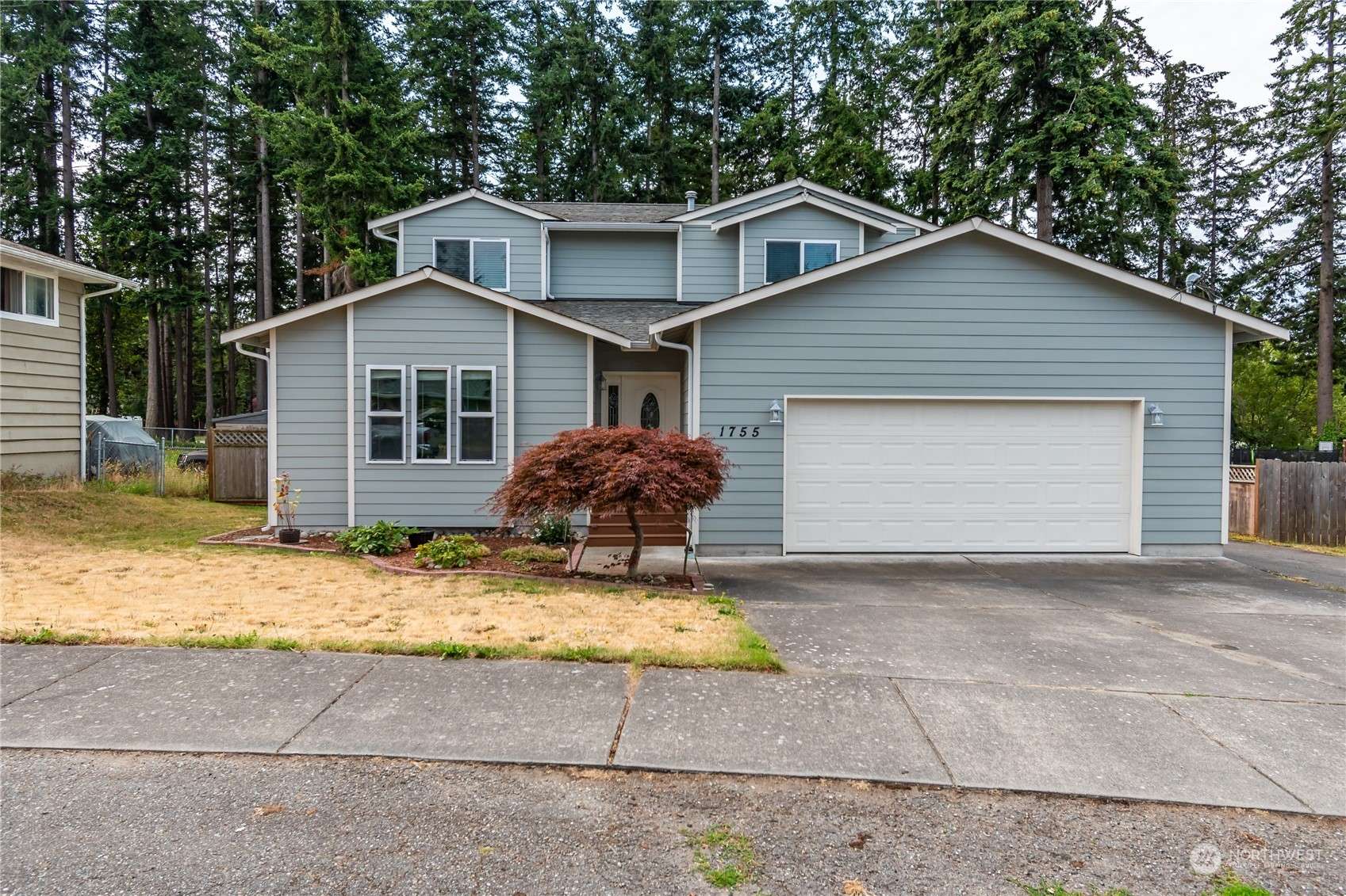 1755 NE 8th AVE, Oak Harbor, WA 98277