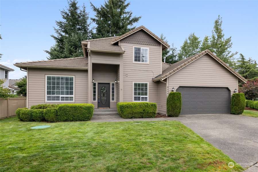 8604 Campus Green CT NE, Lacey, WA 98516