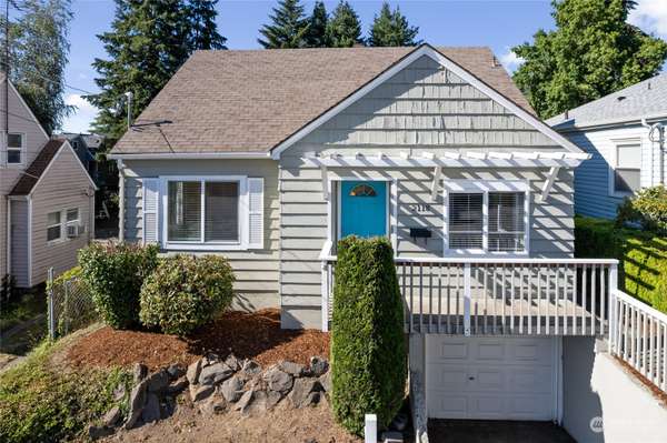 2118 11th ST, Bremerton, WA 98312