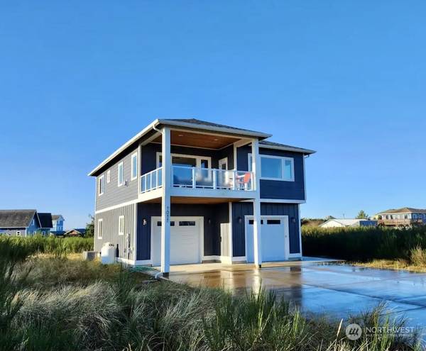 1017 Jetty View AVE SE, Ocean Shores, WA 98569