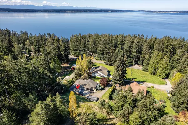 Camano Island, WA 98282,588 Lanai PL