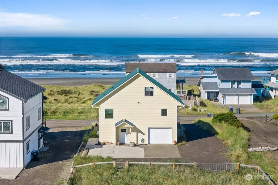 406 Dune Crest DR, Westport, WA 98595