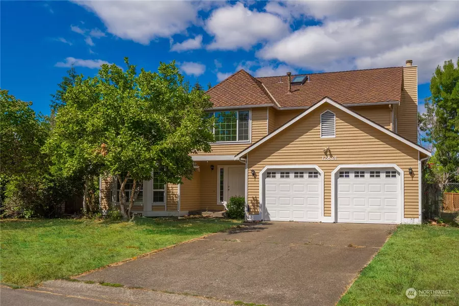 12614 SE 208th Place, Kent, WA 98031