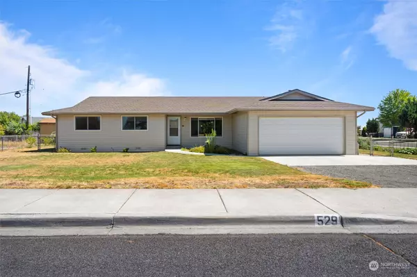 529 N Crestview DR, Moses Lake, WA 98837