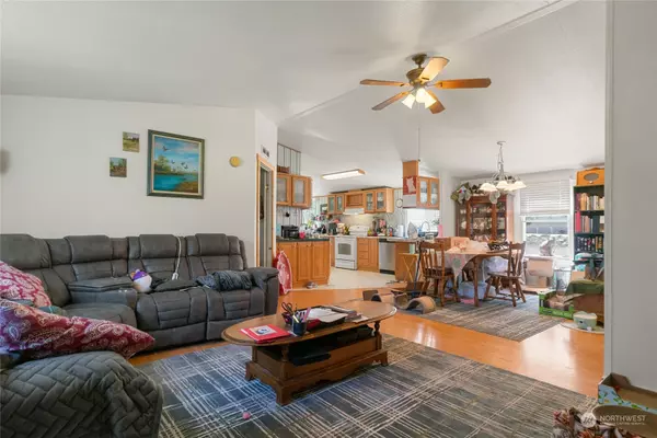 Entiat, WA 98822,2003 McCord PL