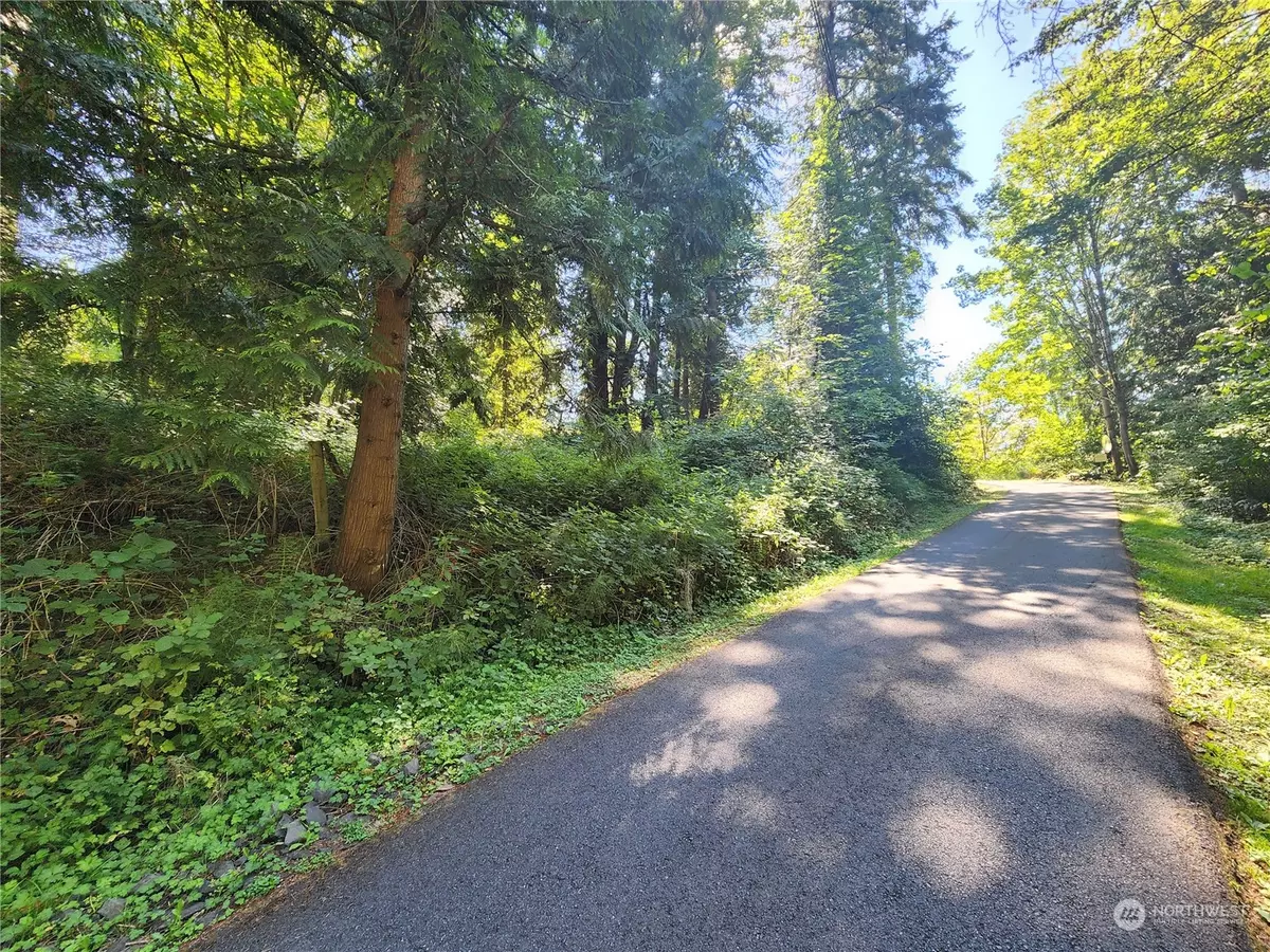 Redmond, WA 98053,0 NE Redmond RD RD