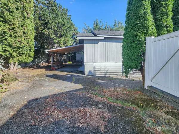 2325 Wheaton WAY, Bremerton, WA 98310