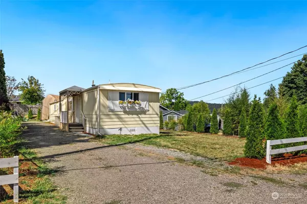 1740 NE Pacific AVE,  Keyport,  WA 98345