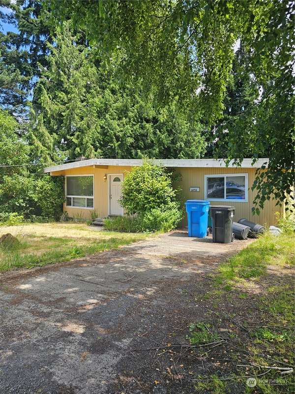 16738 2nd AVE NE, Shoreline, WA 98155