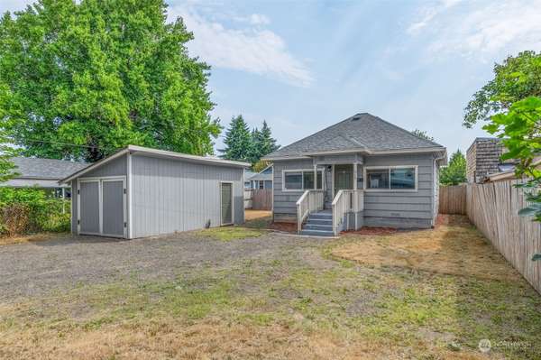 312 NW 3rd AVE, Kelso, WA 98626