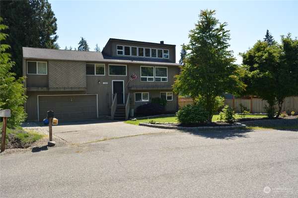 2305 NE 113th DR, Lake Stevens, WA 98258