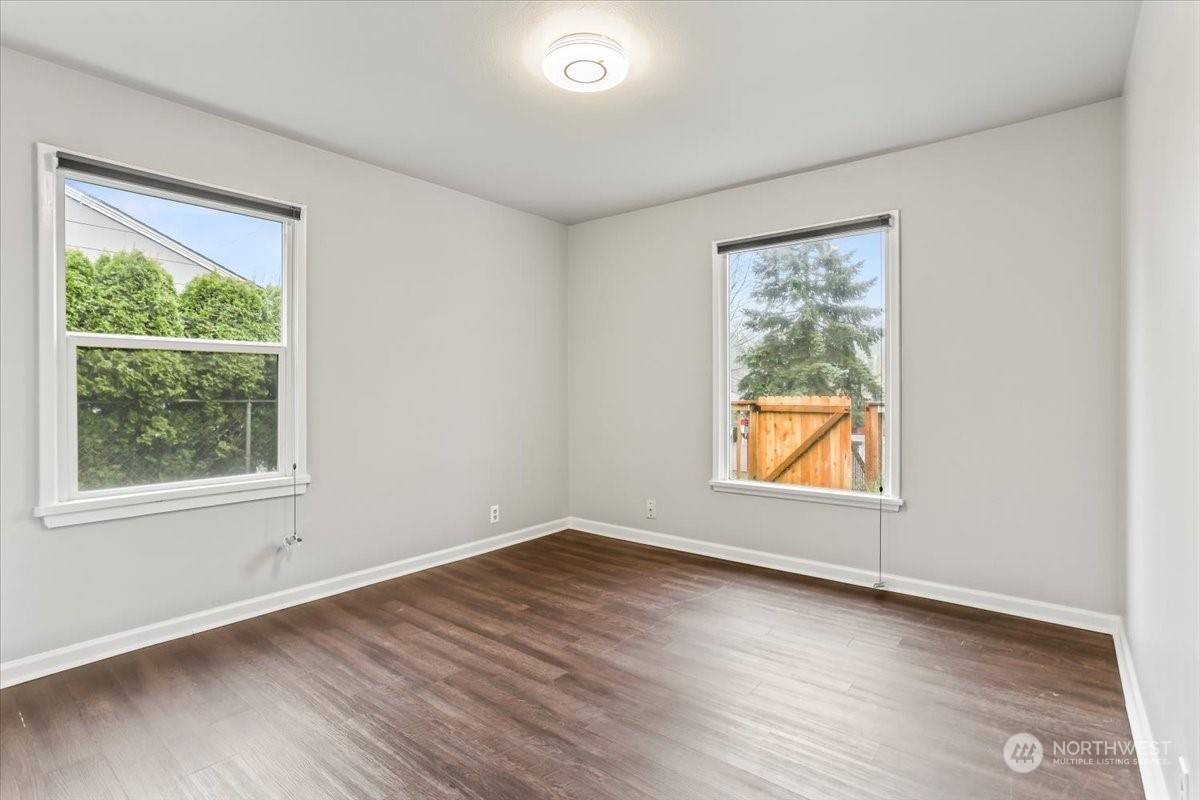Seattle, WA 98106,7702 SW Delridge WAY
