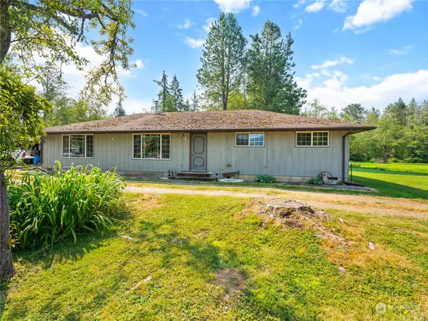 22180 Grip RD, Sedro Woolley, WA 98284