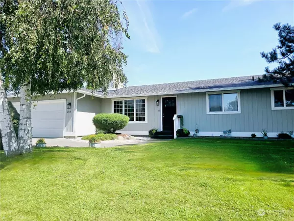 2115 Belair DR, Moses Lake, WA 98837