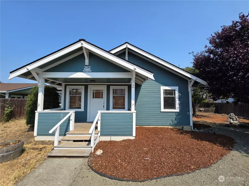 262 W Spruce ST, Sequim, WA 98382