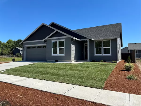 646 Rainbow WAY, Kelso, WA 98626